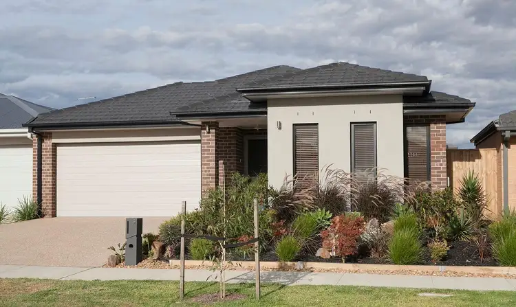 Main view of Homely house listing, 5 Statham View, Cranbourne West VIC 3977