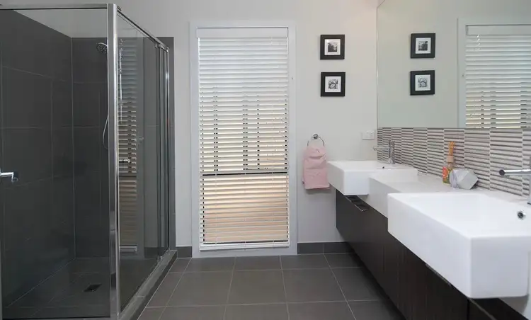 Fourth view of Homely house listing, 5 Statham View, Cranbourne West VIC 3977