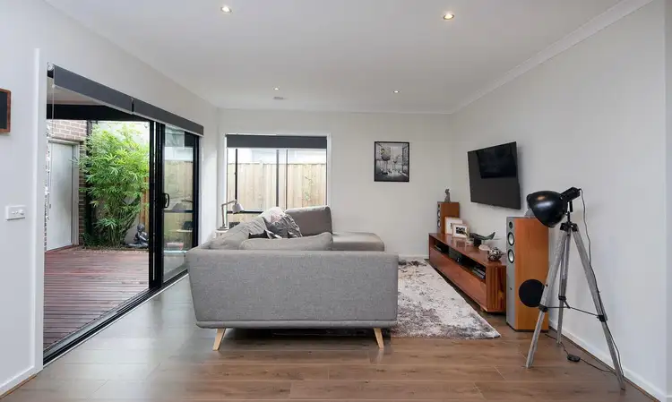 Fifth view of Homely house listing, 5 Statham View, Cranbourne West VIC 3977