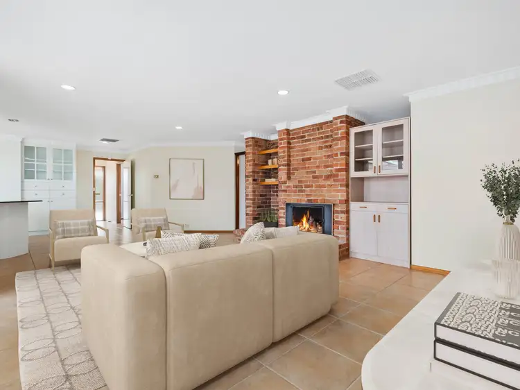 Fifth view of Homely house listing, 33 Twelvetrees Crescent, Florey ACT 2615