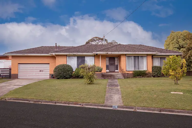 Main view of Homely house listing, 10 Landale Ave, Mount Clear VIC 3350