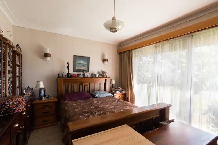 Fifth view of Homely house listing, 10 Landale Ave, Mount Clear VIC 3350