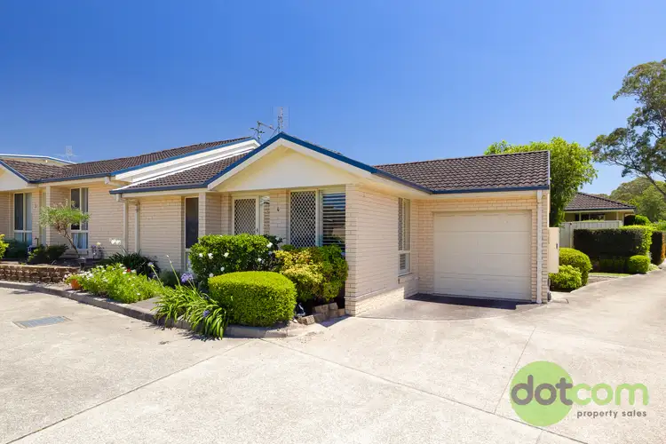 Second view of Homely villa listing, 4/305 Main Road, Fennell Bay NSW 2283