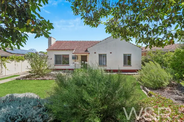 17 Neville Avenue, Clarence Gardens SA 5039
