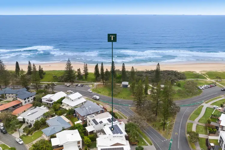 4 Point Cartwright Drive