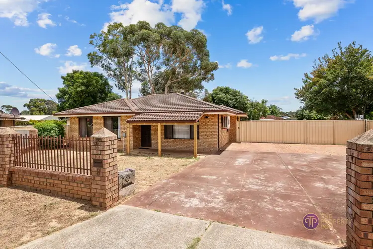 8 Scotia Place, Armadale WA 6112
