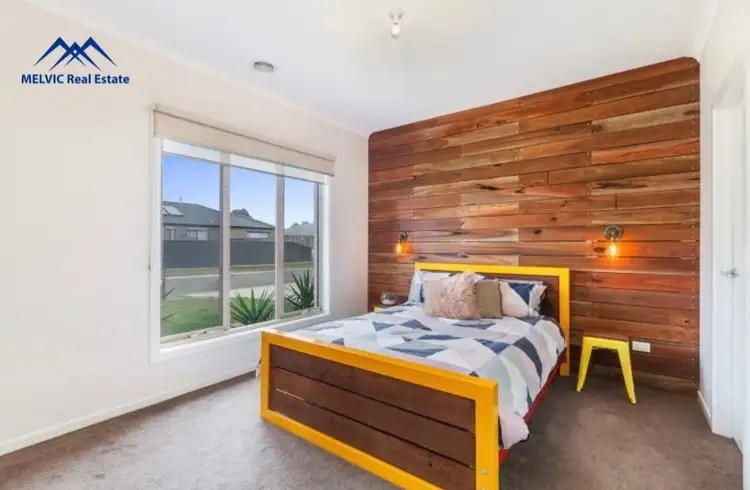 Fifth view of Homely house listing, 17 Kirribilli Crescent, Wallan VIC 3756