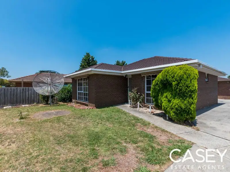 Main view of Homely house listing, 1/4 Justin Circuit, Hampton Park VIC 3976