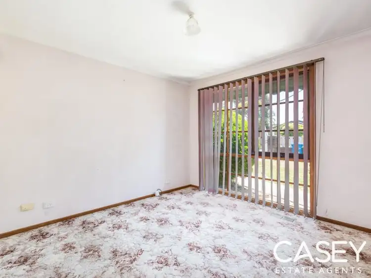 Fifth view of Homely house listing, 1/4 Justin Circuit, Hampton Park VIC 3976