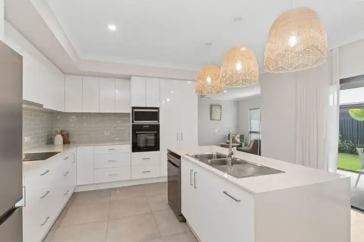 Fourth view of Homely house listing, 10 Crake Circuit, Oonoonba QLD 4811