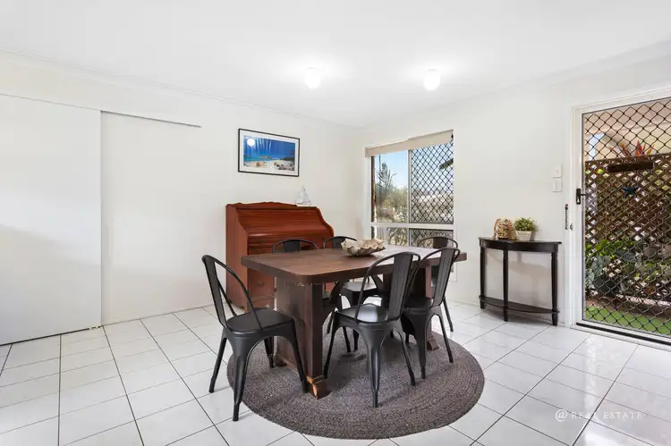 Fifth view of Homely semi-detached listing, 1/15 Ashgrove Crescent, Taranganba QLD 4703