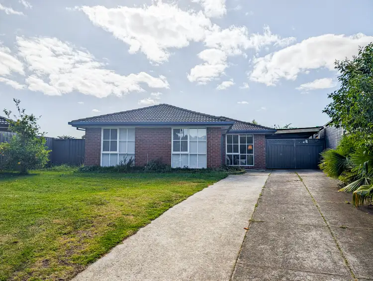 9 Adley Place, Hampton Park VIC 3976