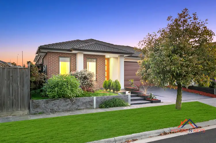 Second view of Homely house listing, 3 Hessian Place, Cranbourne West VIC 3977