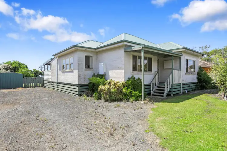 72 McLachlan Street, Apollo Bay VIC 3233