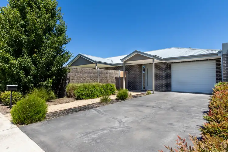 4 Malcolm Street, Mansfield VIC 3722