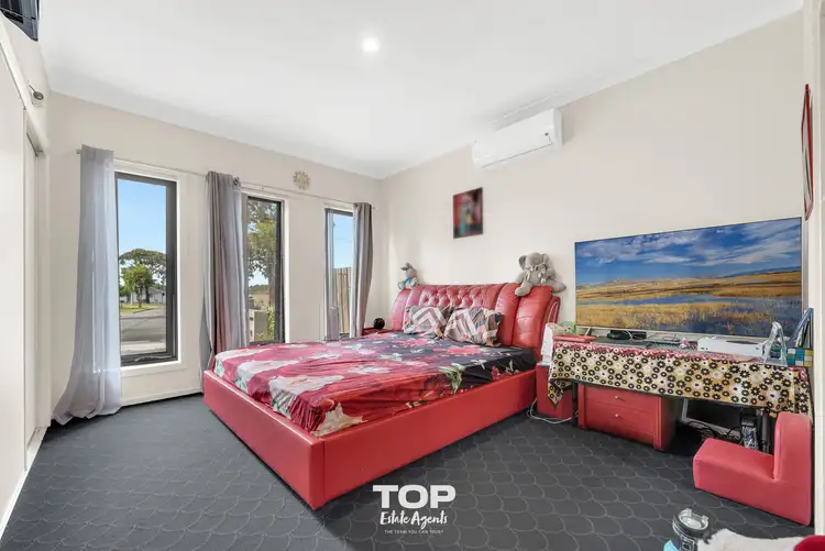 Fifth view of Homely unit listing, 4/5 Dortad Court, Hampton Park VIC 3976