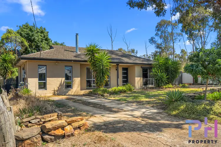 17 Atlas Road, Junortoun VIC 3551