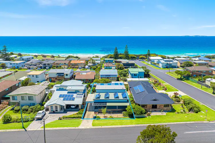 32 Sunset Boulevard, Kianga NSW 2546