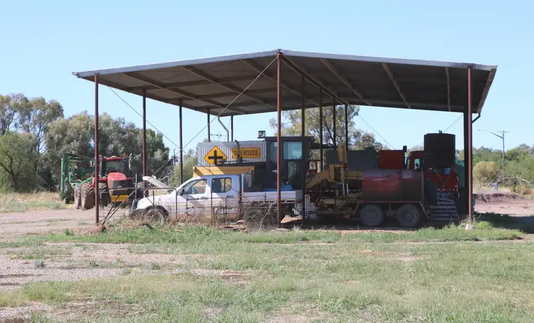 1 Bedgerebong Road, Parkes NSW 2870
