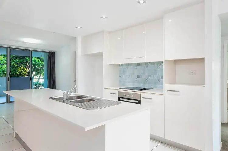 Second view of Homely unit listing, 21/1 Gaven Crescent, Mermaid Beach QLD 4218
