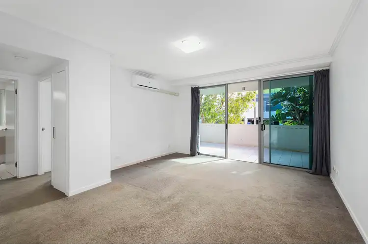 Third view of Homely unit listing, 21/1 Gaven Crescent, Mermaid Beach QLD 4218