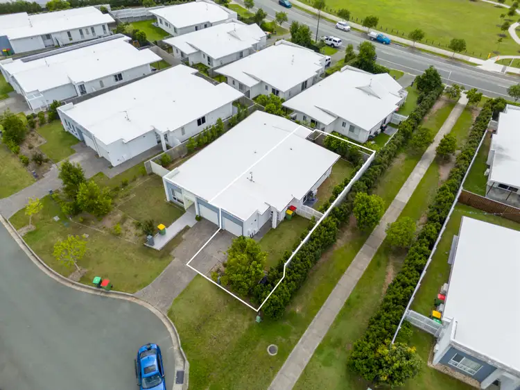 2/18 Conochie Place, Pimpama QLD 4209