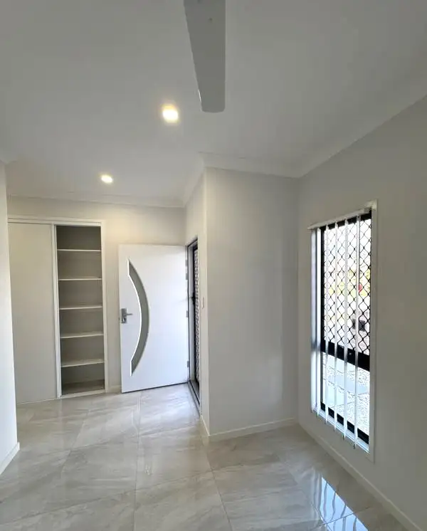 Sixth view of Homely house listing, 8 Windmill Place, Belivah QLD 4207