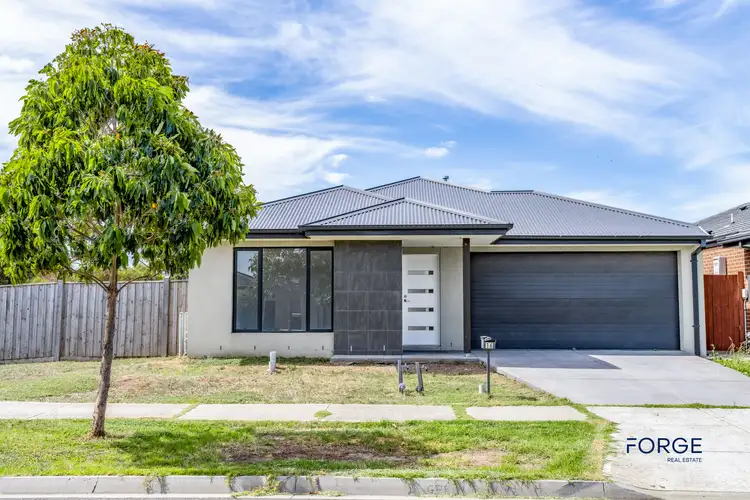 16 Stockyard Street, Truganina VIC 3029