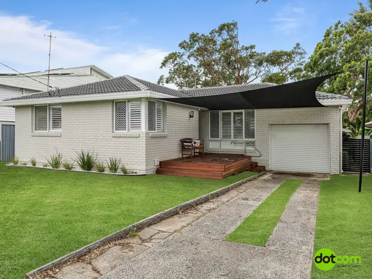 63 Wall Road, Gorokan NSW 2263