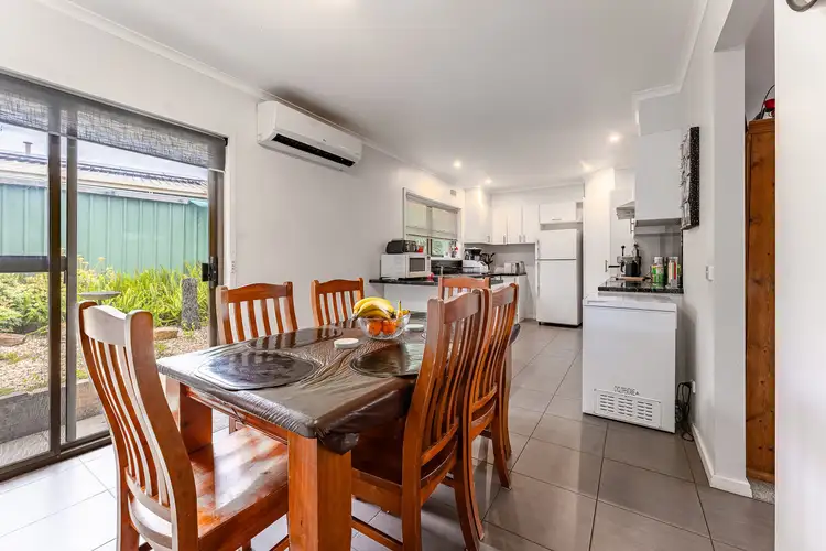9 Wallaby Avenue, Kangaroo Flat VIC 3555