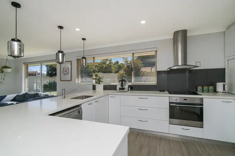 9 Binar Court, South Guildford WA 6055