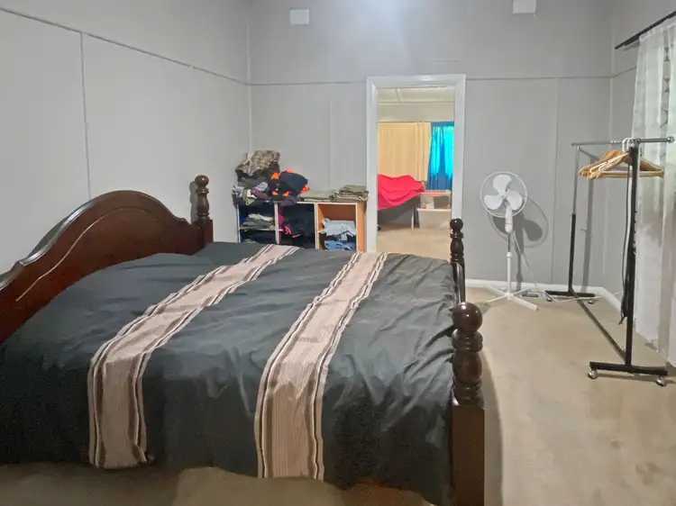 Fifth view of Homely house listing, 10 Cudgerie Avenue, Leeton NSW 2705