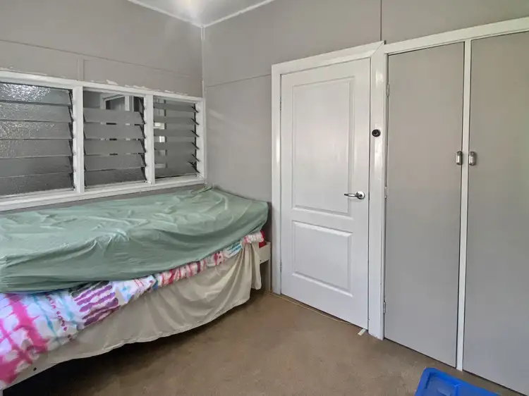 Sixth view of Homely house listing, 10 Cudgerie Avenue, Leeton NSW 2705