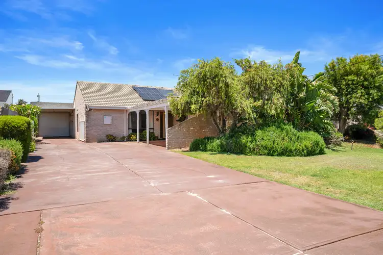 28 Nettleton Way, Safety Bay WA 6169