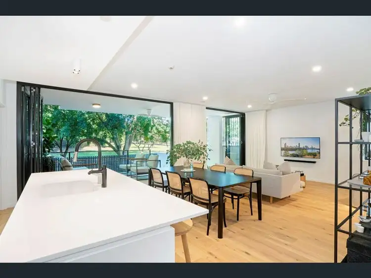 2112/30 Johnston Street, Bulimba QLD 4171