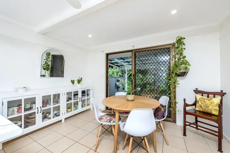 1/72 Worendo Street, Southport QLD 4215