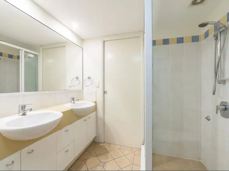 Sixth view of Homely apartment listing, 301/5 Edmondstone Street, South Brisbane QLD 4101