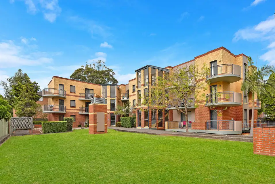 Main view of Homely unit listing, 10/56-62 Ninth Avenue, Campsie NSW 2194