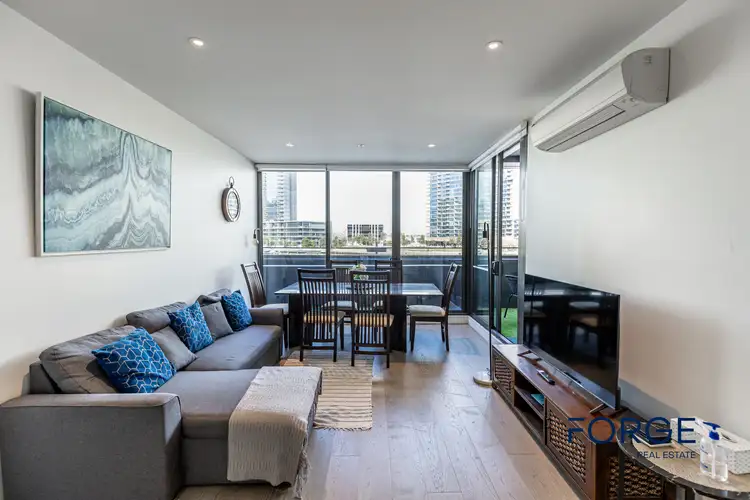 883 Collins Street