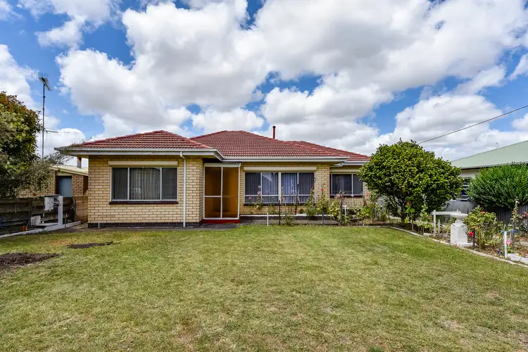 46 Kurrajong Street