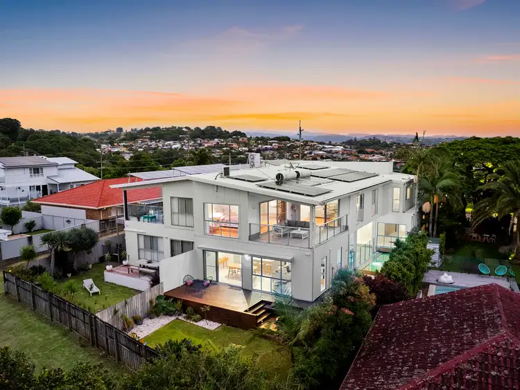 Second view of Homely semi-detached listing, 1/98 Terranora Road, Banora Point NSW 2486
