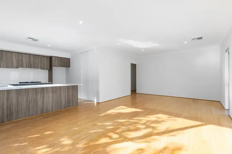 Sixth view of Homely villa listing, 1/87 Hardey Road, Belmont WA 6104