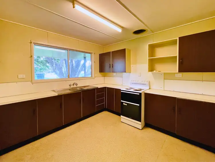 Seventh view of Homely house listing, 14 Middle Crescent, Dysart QLD 4745