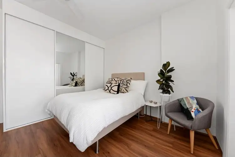 Third view of Homely apartment listing, 411/3-5 Greenknowe Avenue, Elizabeth Bay NSW 2011