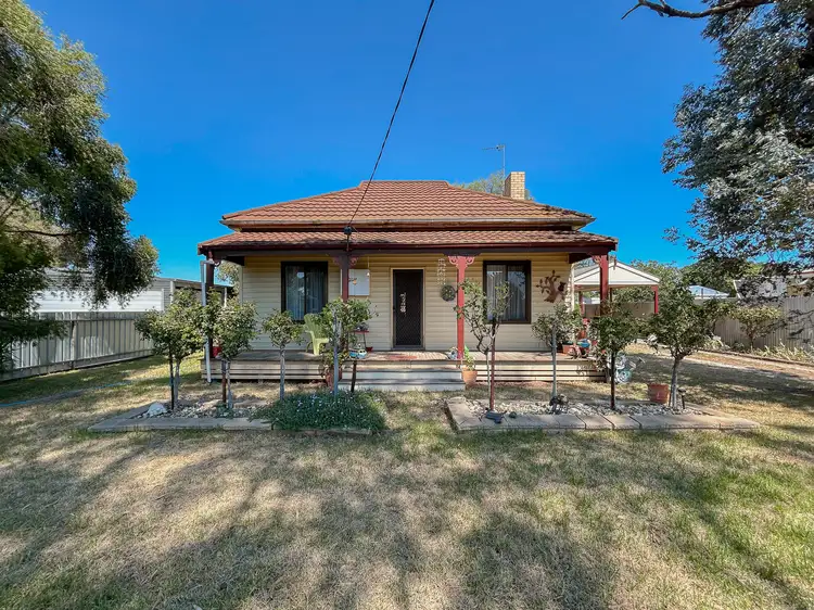 19 Smith Street, Woorinen South VIC 3588
