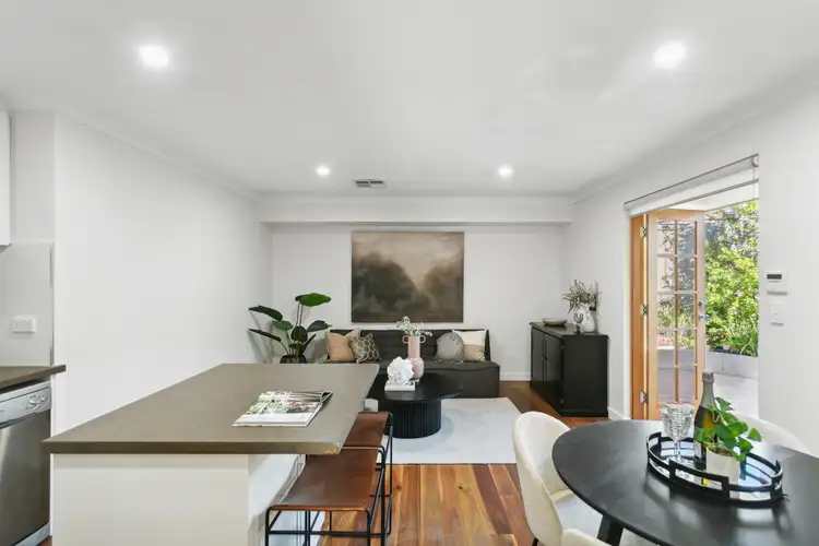11 Haig Street