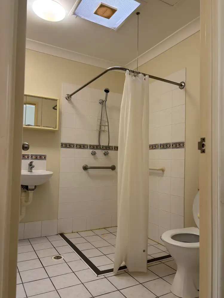 Fifth view of Homely unit listing, 5 158-162 Middle Street, Cleveland QLD 4163