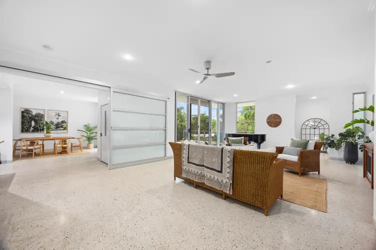 18 CARLYLE DRIVE, Currumbin QLD 4223