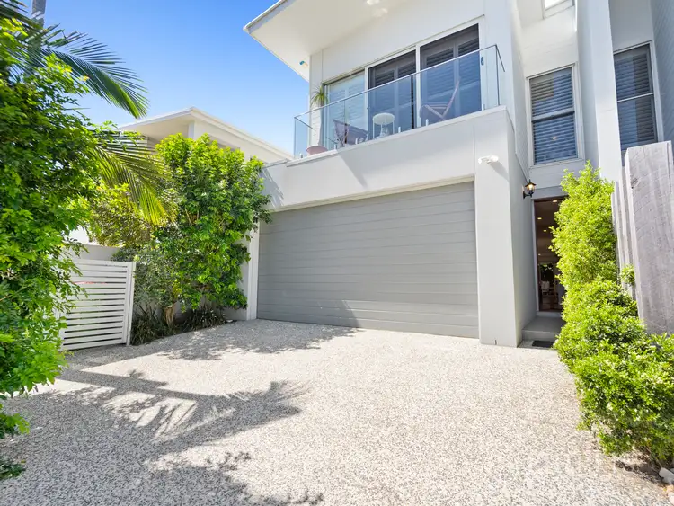 Sixth view of Homely townhouse listing, 2/17 Nankeen Avenue, Paradise Point QLD 4216