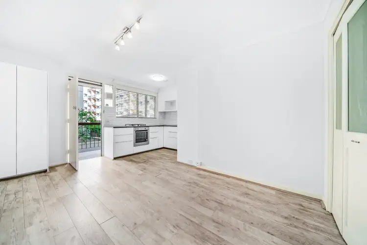 208/130 Mounts Bay Road, Perth WA 6000